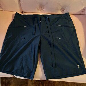 Free Country XL 16 Dark Blue Shorts With Lots Of Pockets